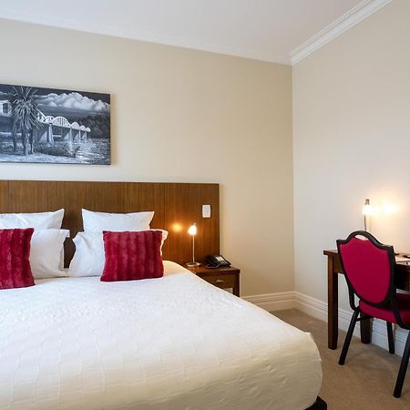 Tuakau Hotel Extérieur photo