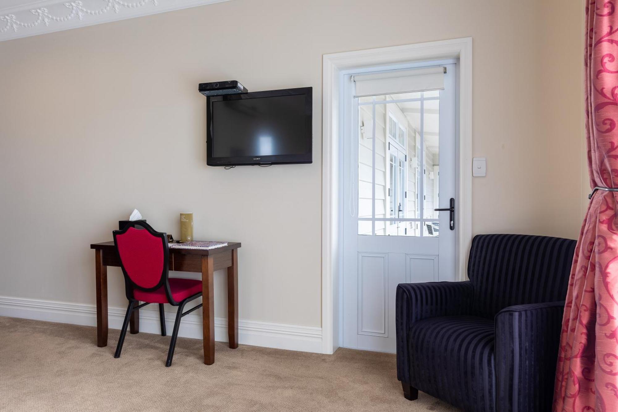 Tuakau Hotel Extérieur photo