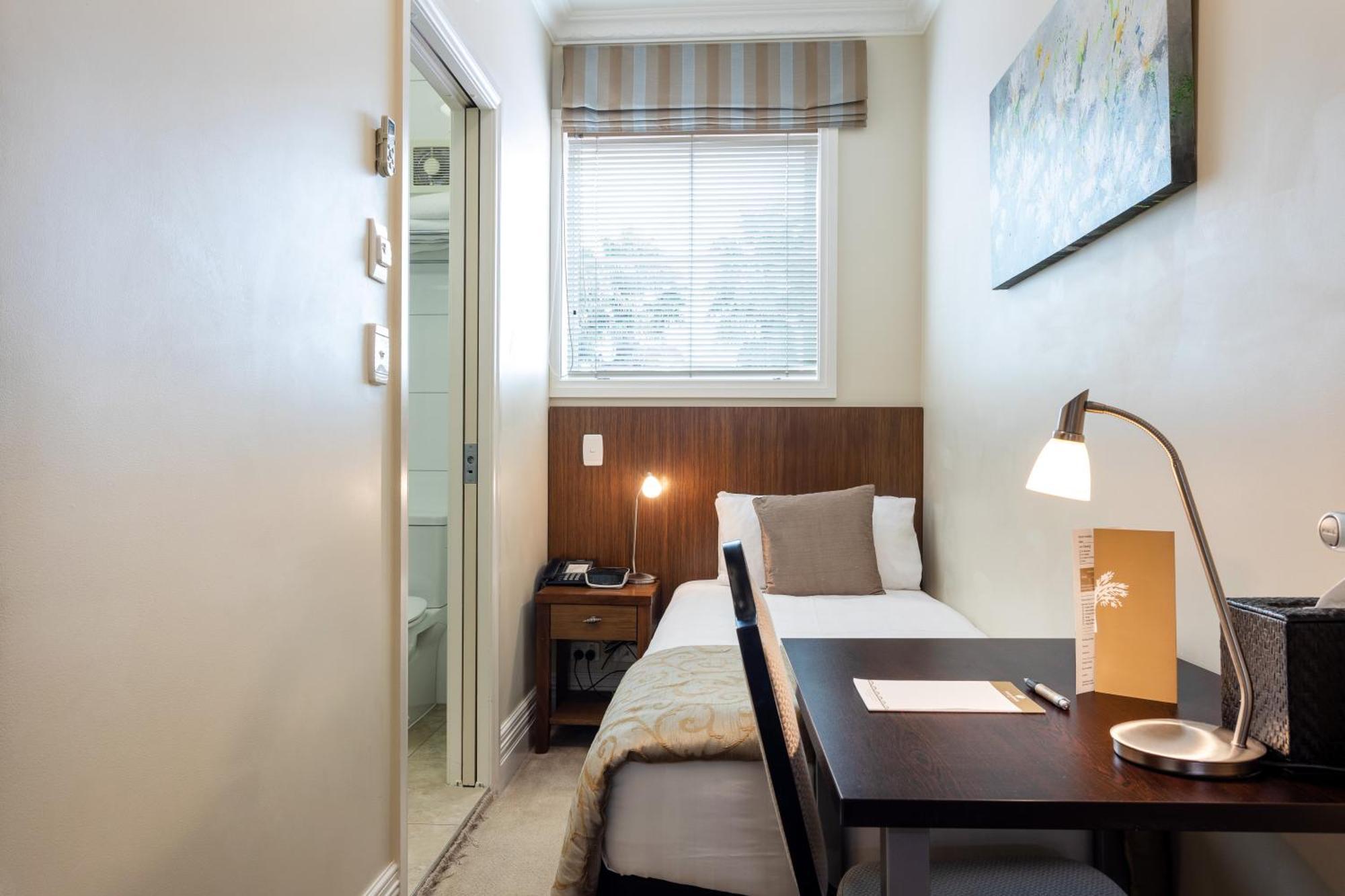 Tuakau Hotel Extérieur photo