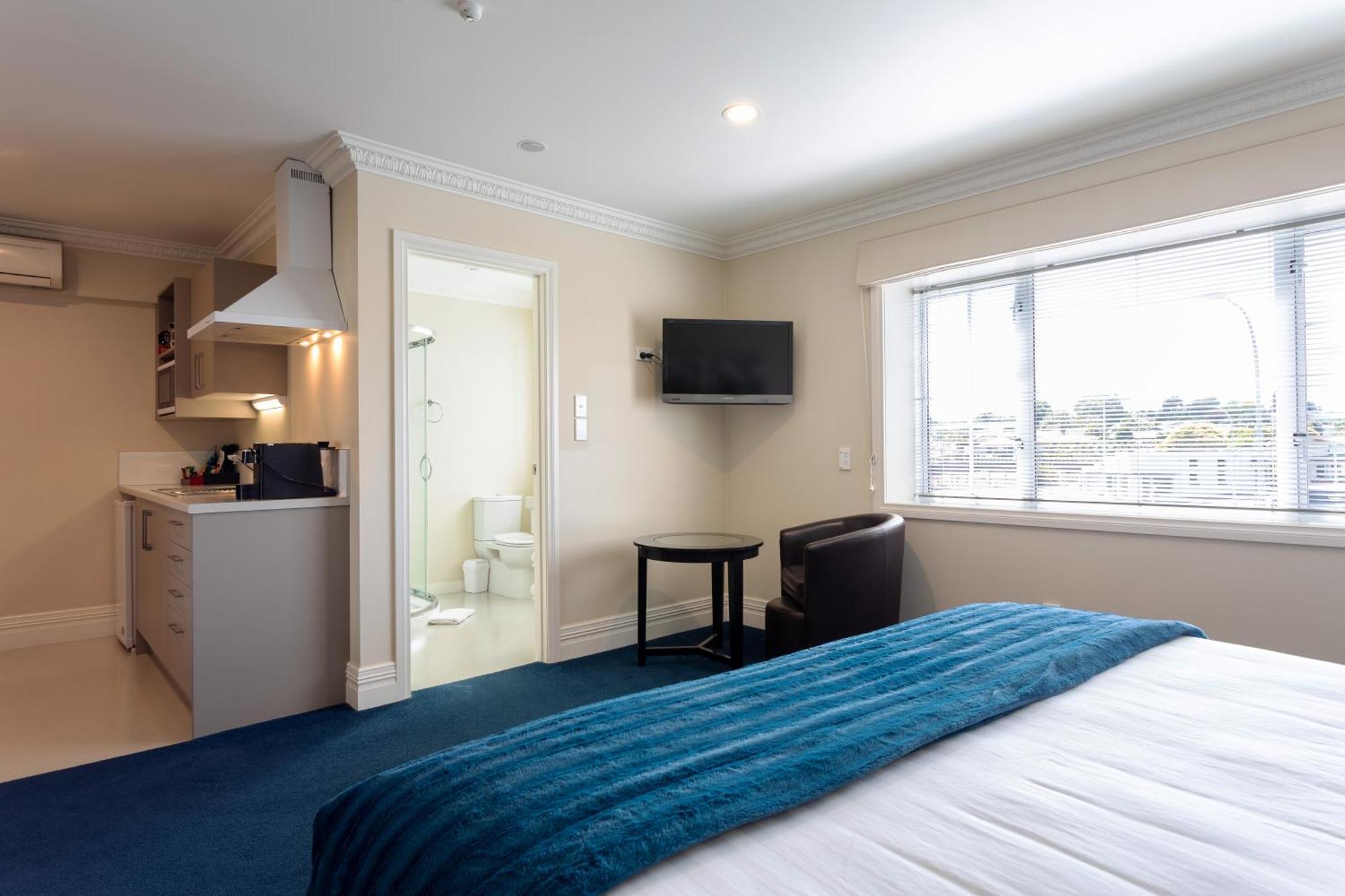 Tuakau Hotel Extérieur photo