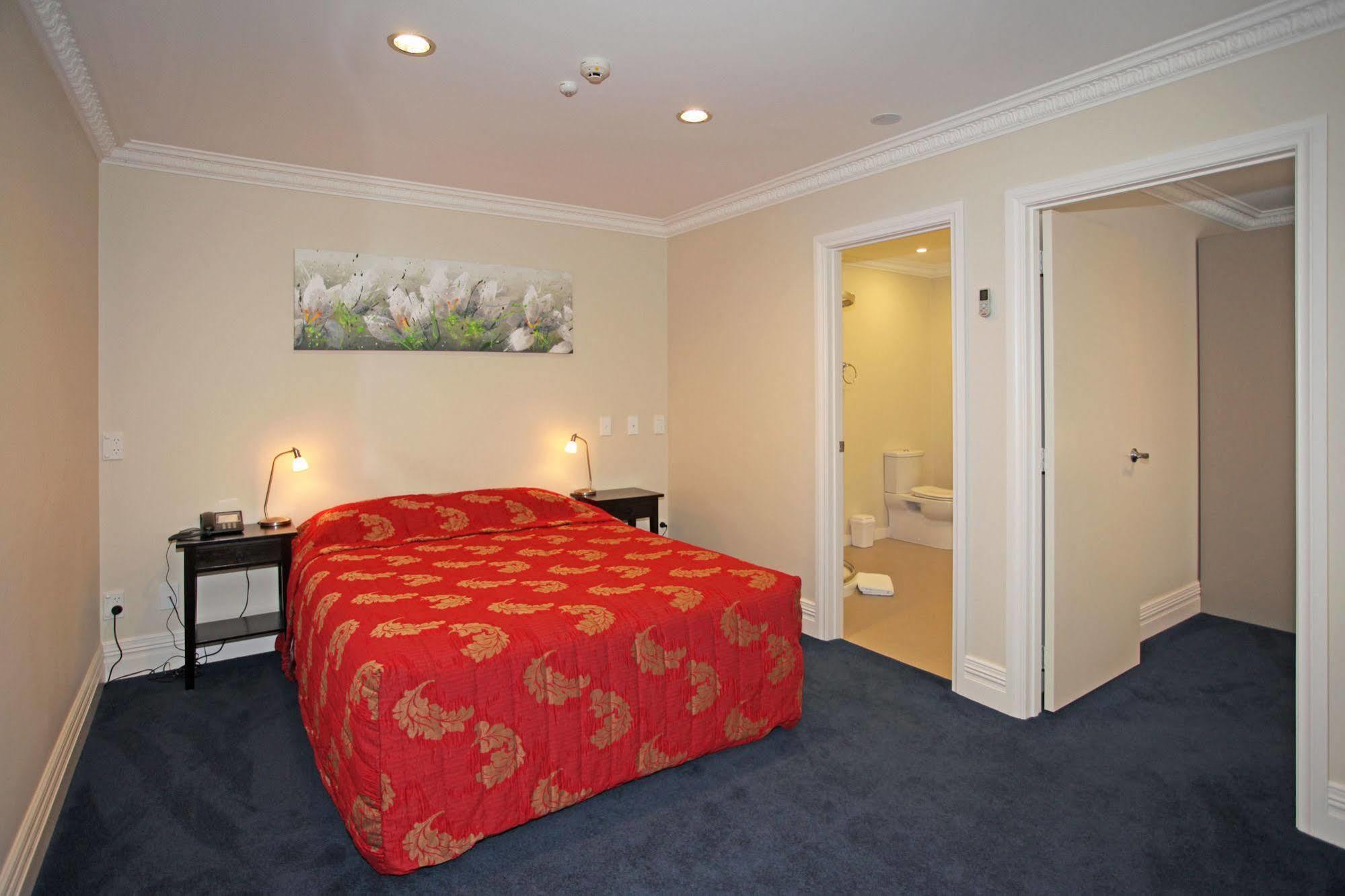 Tuakau Hotel Extérieur photo